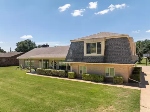2712 Mimosa Dr, Newport, AR 72112
