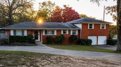 1 Wesley Dr, Sherwood, AR 72120