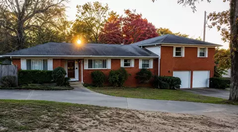 1 Wesley Dr, Sherwood, AR 72120
