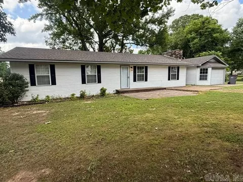 305 Vine, Newark, AR 72562