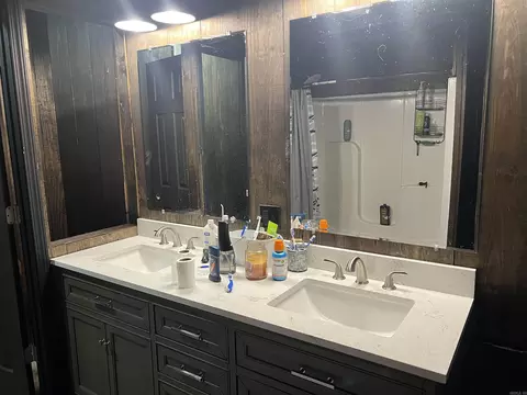 Bath - 341 Hwy 84, Amity, AR 71921 photo 4 of 4