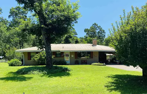 114 Walker Dr, Cove, AR 71937