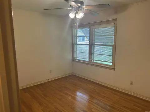 Bedroom - 206 Crouch St, Benton, AR 72019 photo 5 of 6
