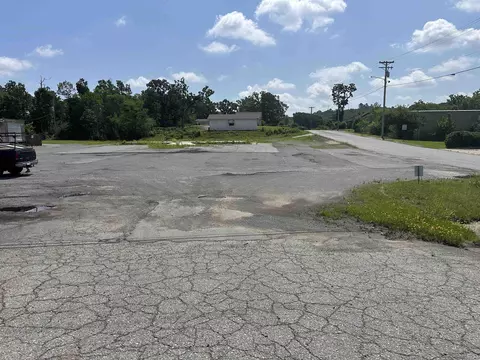 5500 Macarthur Dr, North Little Rock, AR 72118