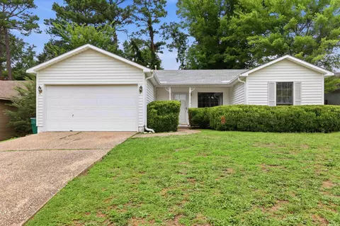 14 Newcomb Ct, Little Rock, AR 72210