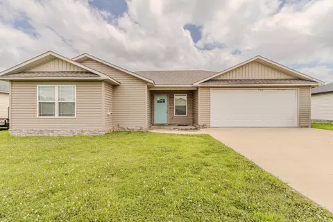104 Stacy Dr, Paragould, AR 72450