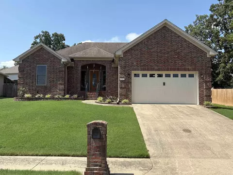 10915 Windridge Dr, Sherwood, AR 72120