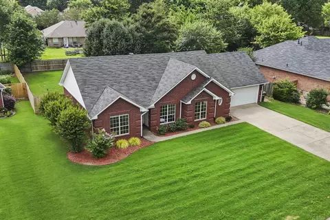 2125 Maplewood Dr, Conway, AR 72032