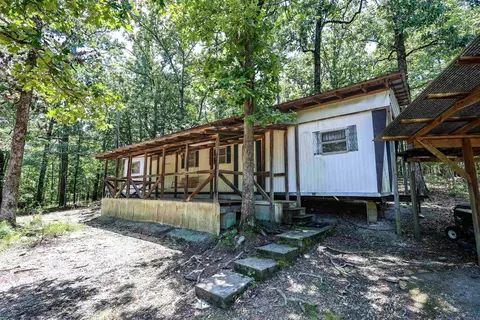 84 Oak Ln, Mount Ida, AR 71957