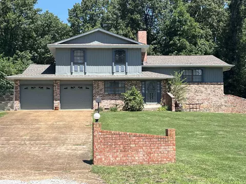 110 Emerald Ln, Horseshoe Bend, AR 72512