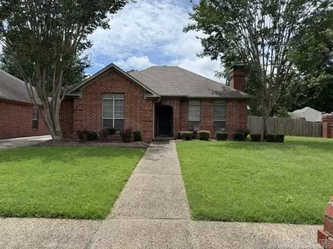1965 Payne Ln, Conway, AR 72034