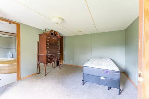 Bedroom - 538 Pleasant Run Rd, Mammoth Spring, AR 72554 photo 4 of 5