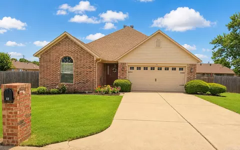 12 Sarah Ct, Greenbrier, AR 72058