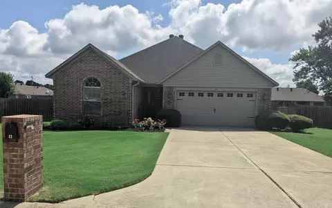 12 Sarah Ct, Greenbrier, AR 72058