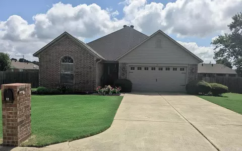 12 Sarah Ct, Greenbrier, AR 72058
