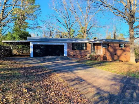 1115 Akers Rd, Hot Springs, AR 71901