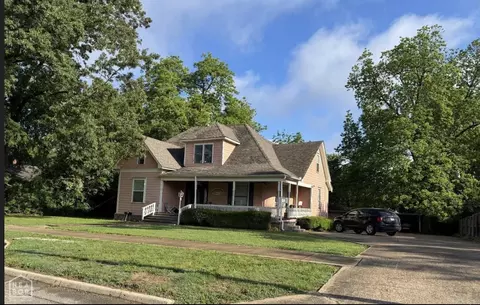 622 W Oak Ave, Jonesboro, AR 72401