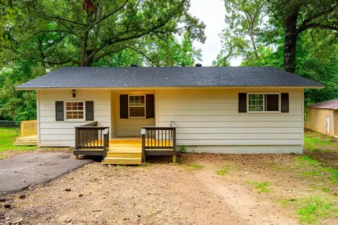 6823 Foxfire Dr, Benton, AR 72019