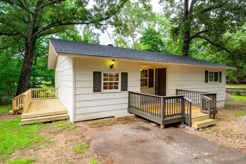 Exterior - 6823 Foxfire Dr, Benton, AR 72019 photo 3 of 5