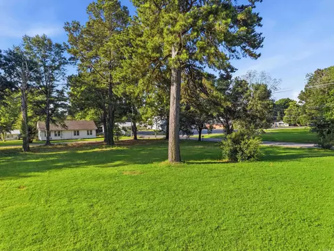 300 Moore St, Ward, AR 72176