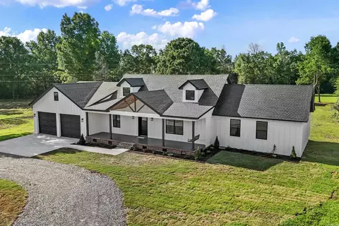 Exterior - 264 Smith Rd, Searcy, AR 72143 photo 2 of 3