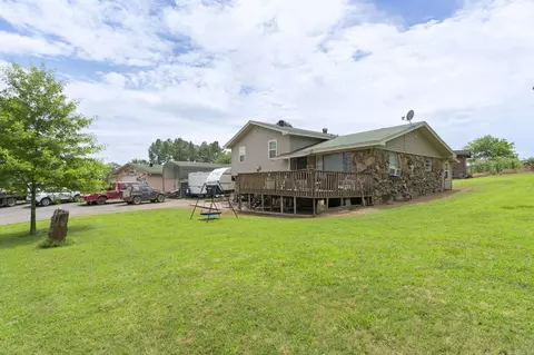 Exterior - 815 Old County Rd N, Plainview, AR 72857 photo 2 of 4