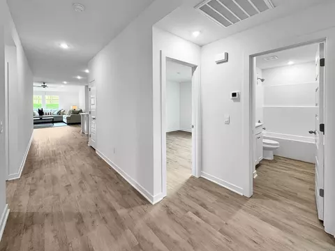 Entry Way - 502 Cherry St, Beebe, AR 72012 photo 1 of 2