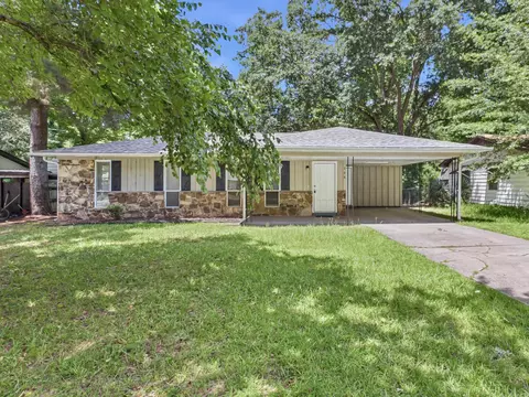 208 Raney Pl, Jacksonville, AR 72076