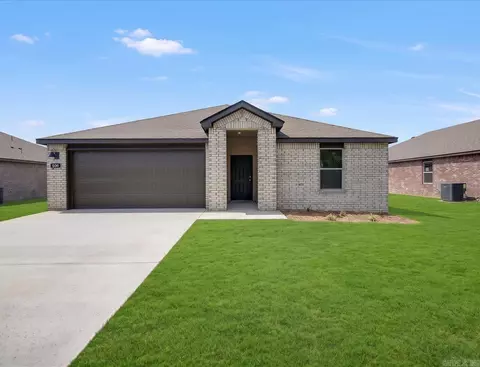 506 S Cherry St, Beebe, AR 72012
