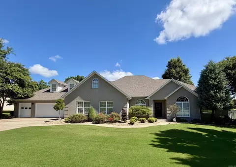 3 Victor Dr, Paragould, AR 72450