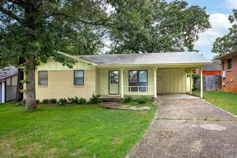 8713 Merrymen Rd, Sherwood, AR 72120