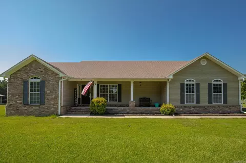 215 County Rd 7488, Sheridan, AR 72150