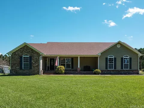 215 County Rd 7488, Sheridan, AR 72150