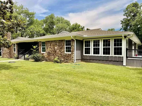 1407 S Trotter, Dermott, AR 71638
