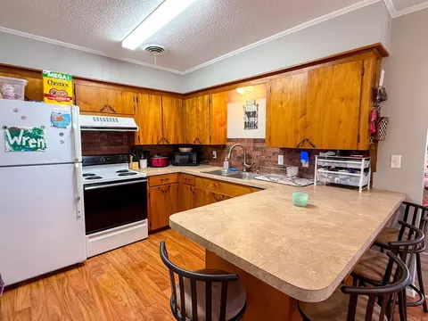Kitchen - 481 Poplar St, Clinton, AR 72031 photo 1 of 1