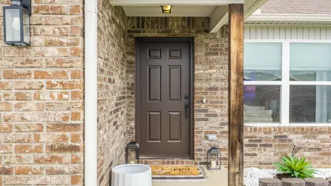 Entry Way - 31 Summer Wind Rd, Conway, AR 72032 photo 1 of 1