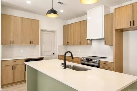 Kitchen - 357 Regal Oaks, White Hall, AR 71602 photo 1 of 4