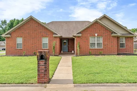 503 Calvin Ct, Searcy, AR 72143