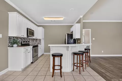 Kitchen - 13601 Dynasty Dr, Alexander, AR 72002 photo 1 of 3