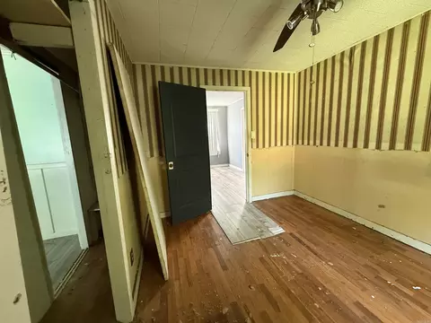 Bedroom - 852 Circle Dr, Piggott, AR 72454 photo 10 of 11