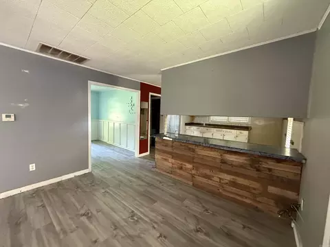 Living - 852 Circle Dr, Piggott, AR 72454 photo 1 of 4
