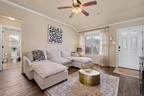 Living - 18 Java Ct, Little Rock, AR 72204 photo 2 of 2