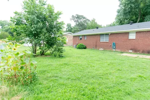 Exterior - 904 W College, Beebe, AR 72012 photo 3 of 3