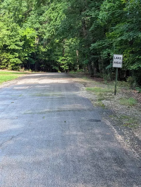 8001 Marion County 8001, Yellville, AR 72687