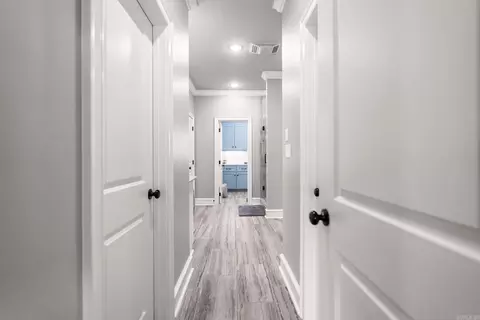 Entry Way - 1510 Winterbrook Dr, Conway, AR 72034 photo 5 of 6