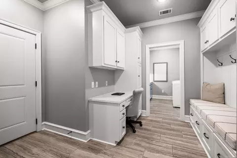 Entry Way - 1510 Winterbrook Dr, Conway, AR 72034 photo 3 of 6