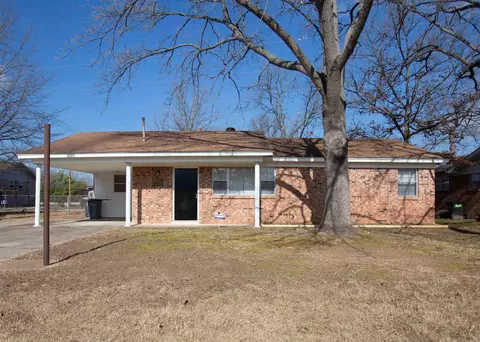 6505 Farmstead Rd, North Little Rock, AR 72117