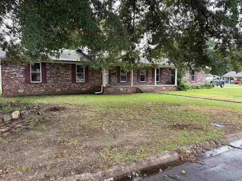 522 Robinette St, Benton, AR 72015