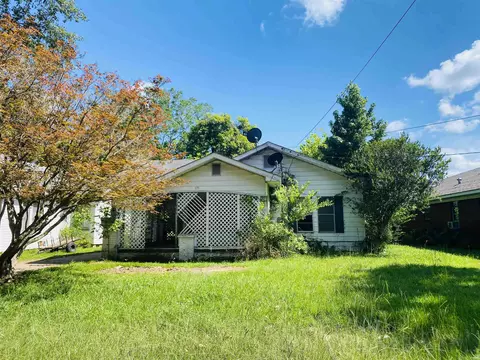 171 North, Camden, AR 71701