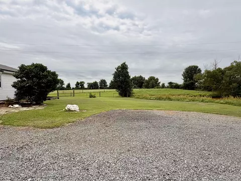 Exterior - 1861 Ferguson Ln, Lonoke, AR 72086 photo 4 of 8